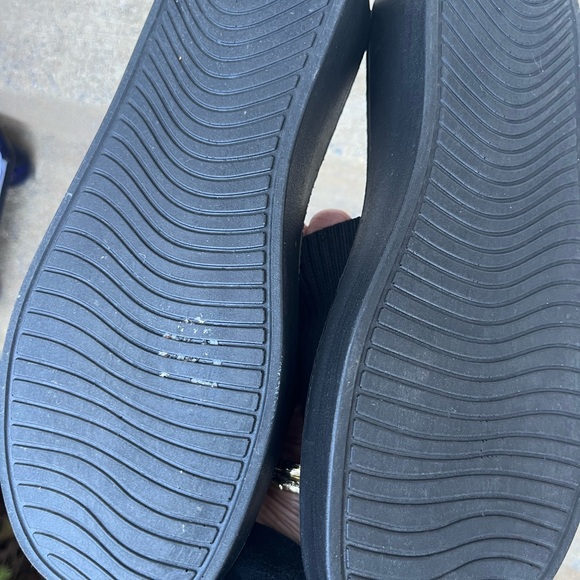 Cushionaire memory foam slides, black size 10 - Picture 4 of 4